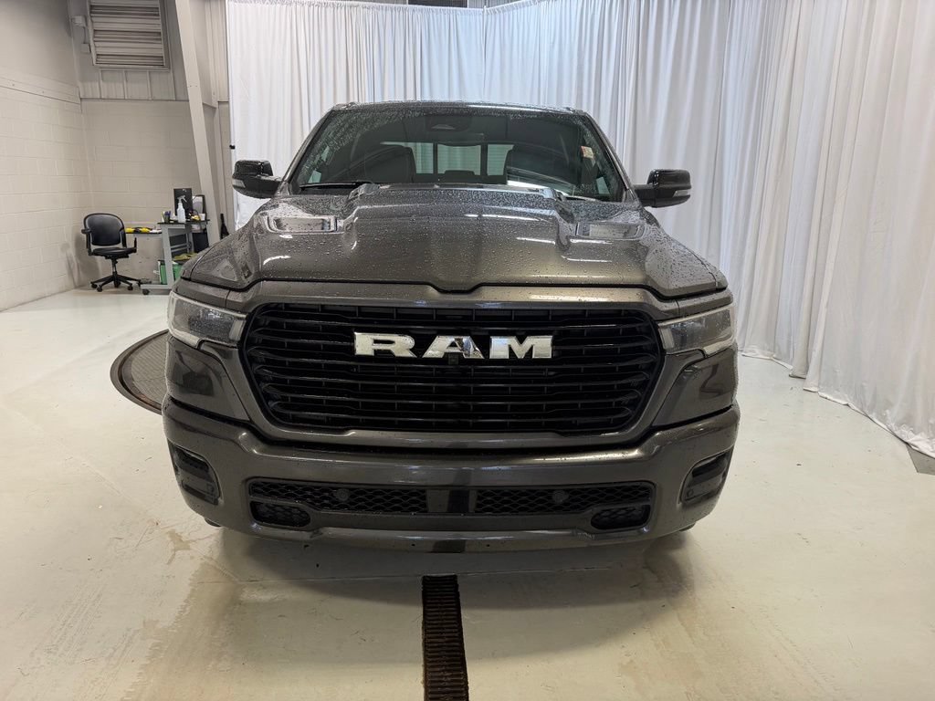 Used 2025 RAM 1500 Laramie AWD/4WD image 19