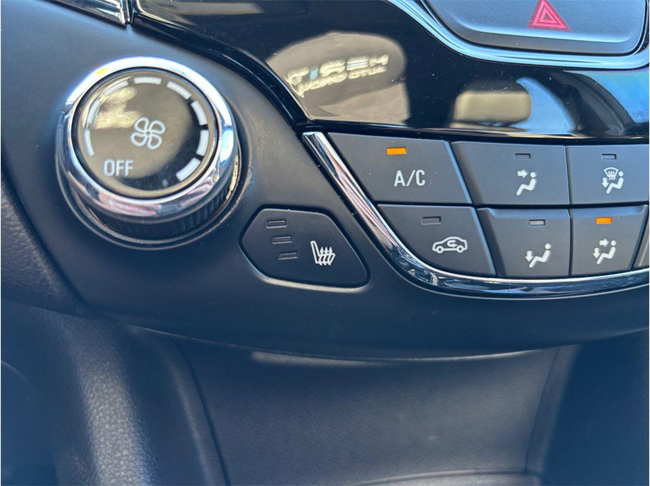 Used 2018 Chevrolet Cruze Premier w/ RS Package image 26