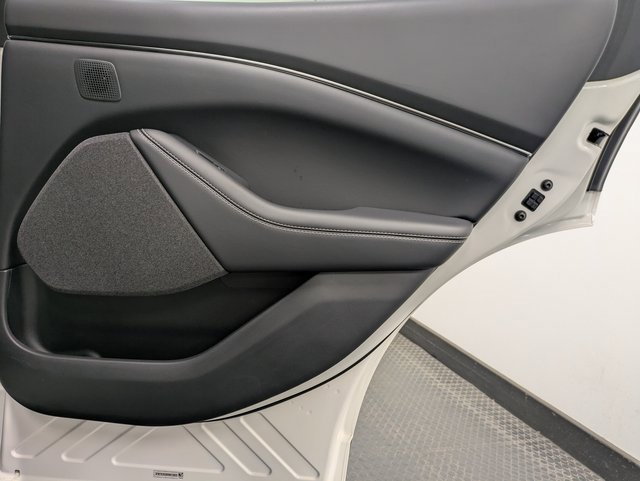 Used 2024 Ford Mustang Mach-E Premium image 25