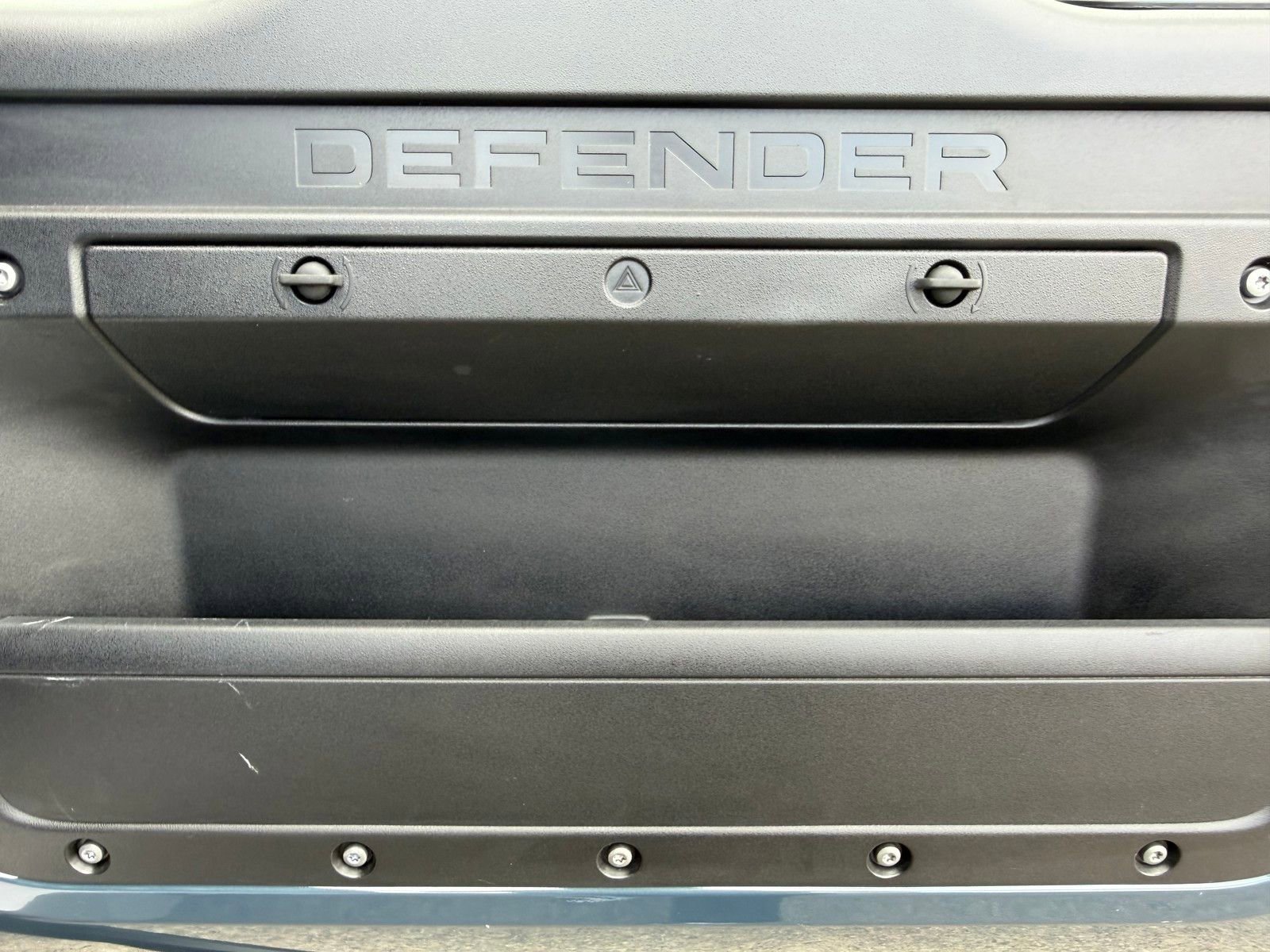New 2026 Land Rover Defender 110 S AWD/4WD image 28