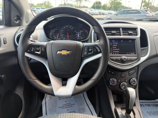 Used 2020 Chevrolet Sonic LT FWD image 23
