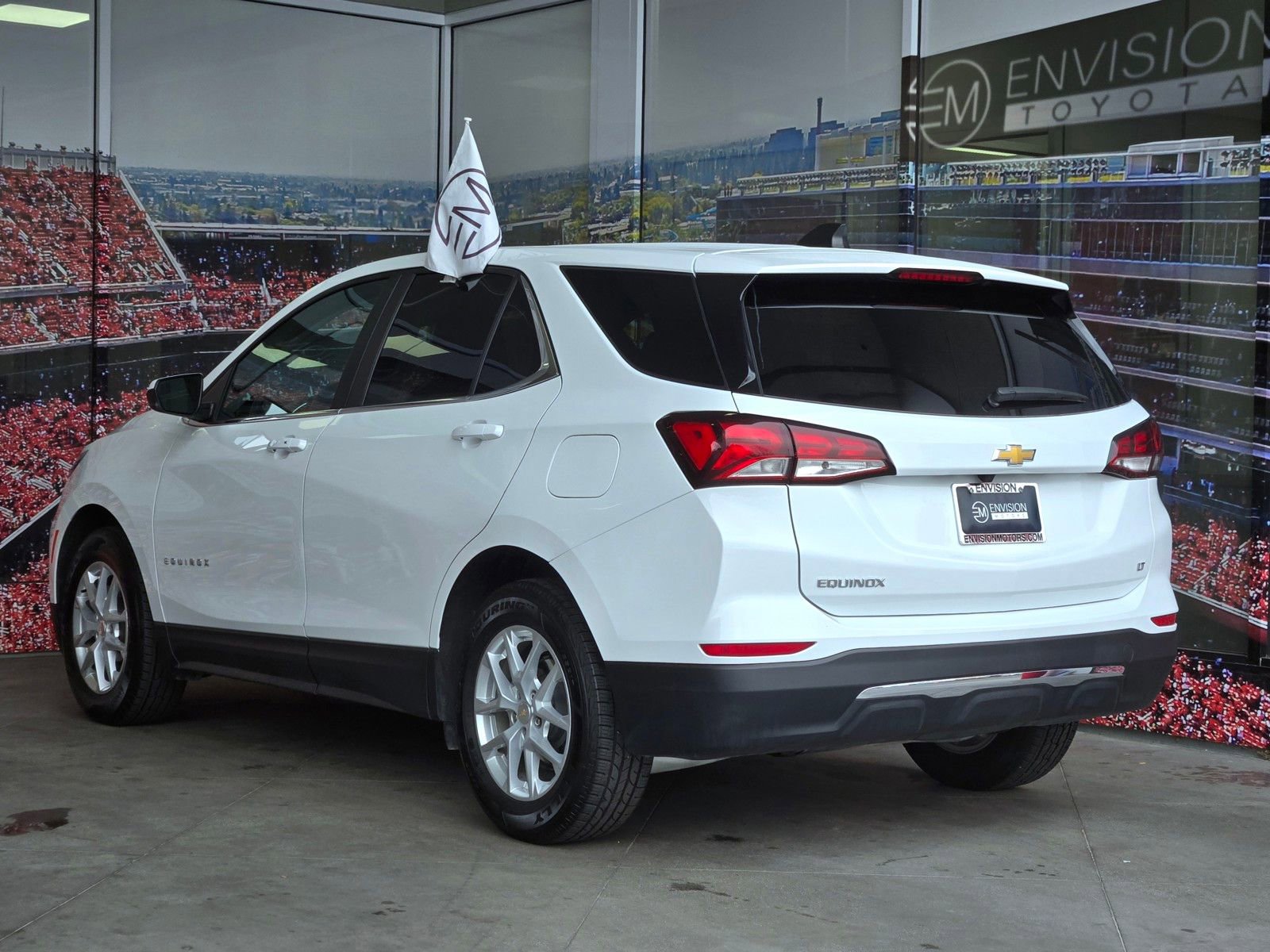 Used 2023 Chevrolet Equinox LT image 6