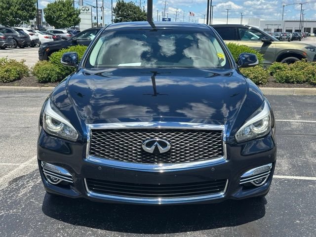 Used 2018 INFINITI Q70 L 3.7 AWD/4WD image 2