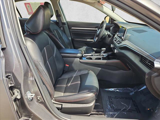 Used 2024 Nissan Altima 2.5 SR FWD image 21