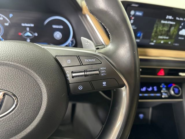 Used 2021 Hyundai Sonata Limited image 16
