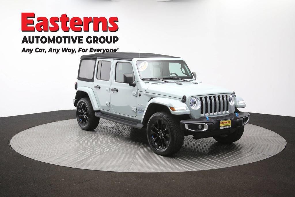Used 2023 Jeep Wrangler Unlimited Sahara w/ Cold Weather Group AWD/4WD image 49