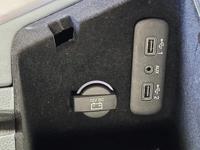 Used 2019 Dodge Challenger SXT w/ Blacktop Package RWD image 13