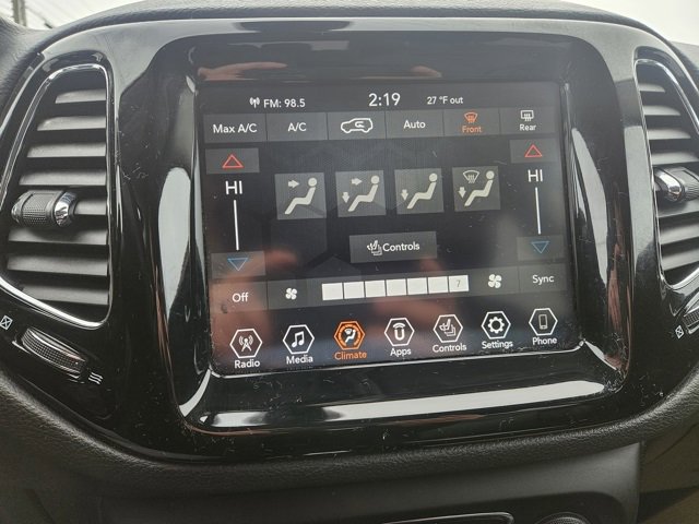 Used 2020 Jeep Compass Limited image 32