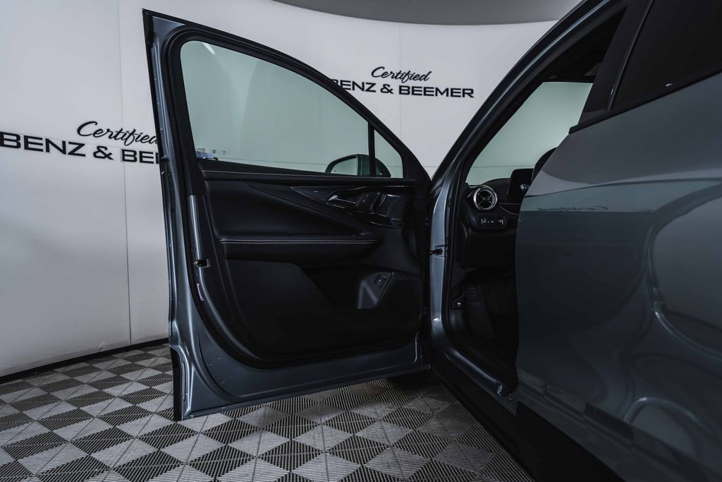 Used 2025 Chevrolet Blazer EV LT image 19