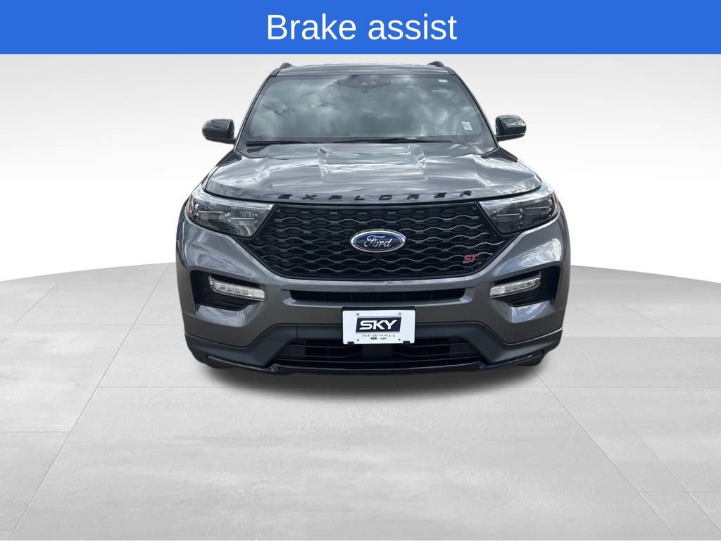 Used 2022 Ford Explorer ST w/ ST Street Pack image 10