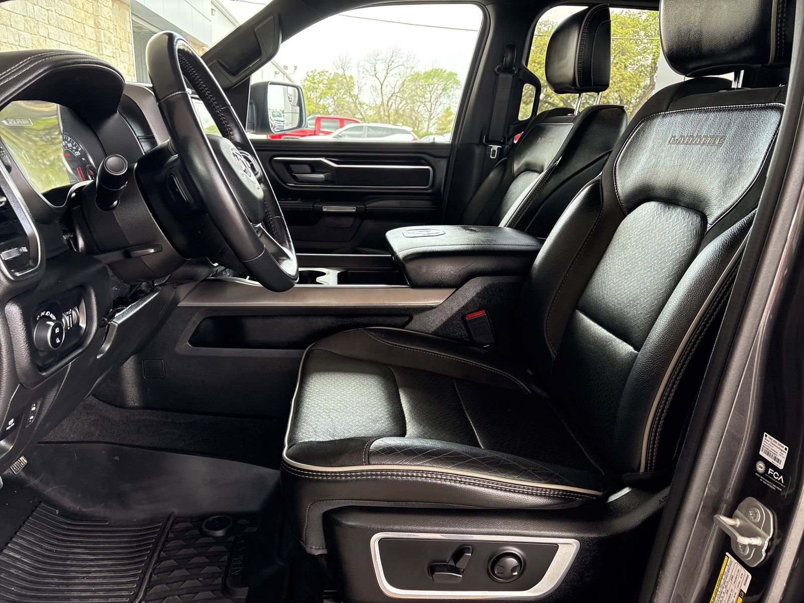 Used 2022 RAM 1500 Laramie w/ Sport Appearance Package image 15