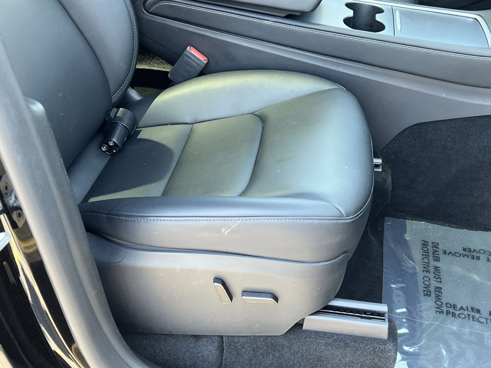 Used 2023 Tesla Model Y Long Range AWD/4WD image 31