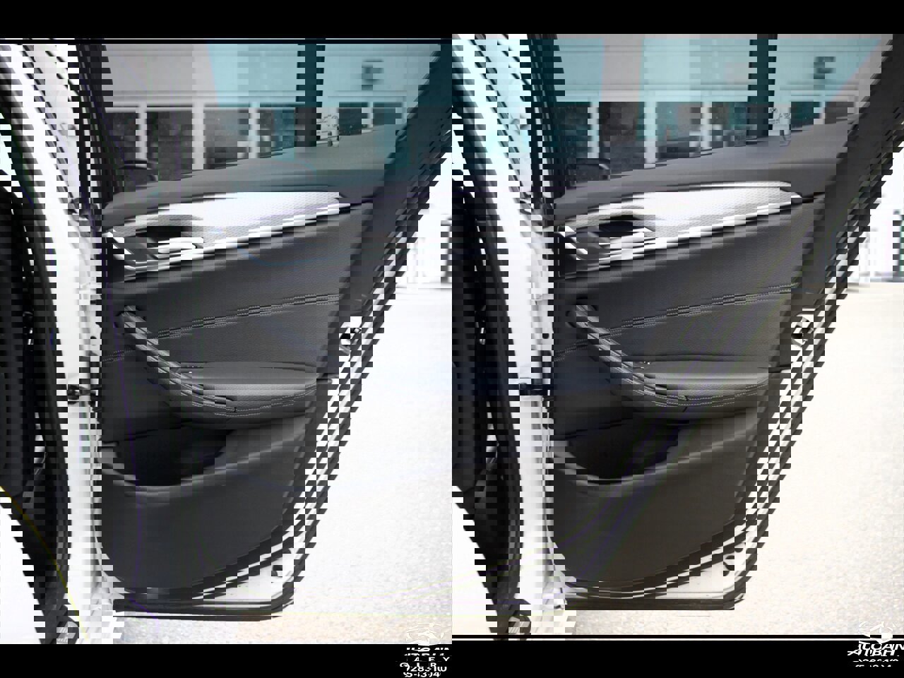 Used 2019 BMW 530e w/ M Sport Package image 35