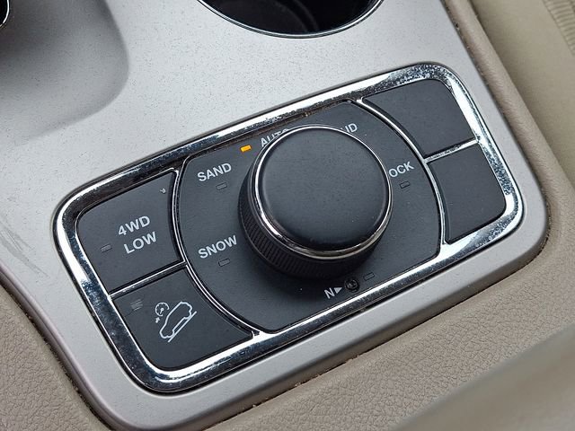 Used 2015 Jeep Grand Cherokee Laredo w/ Quick Order Package 23E image 27