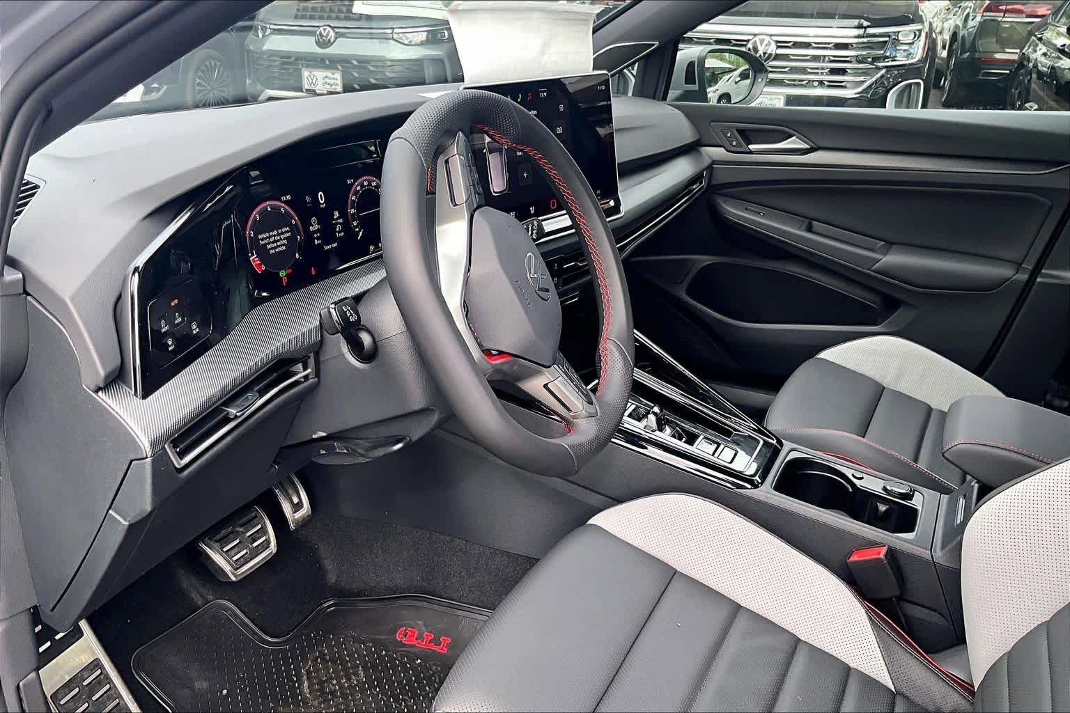 New 2026 Volkswagen GTI SE FWD image 8
