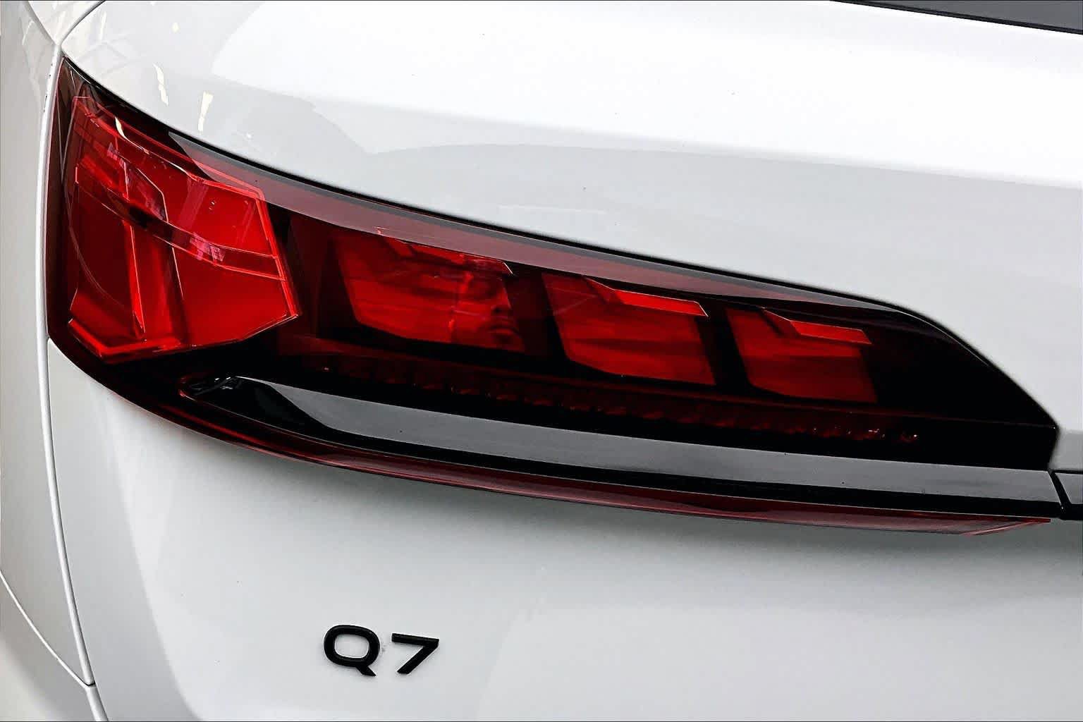 Certified 2026 Audi Q7 3.0T Prestige w/ Prestige Package AWD/4WD image 28