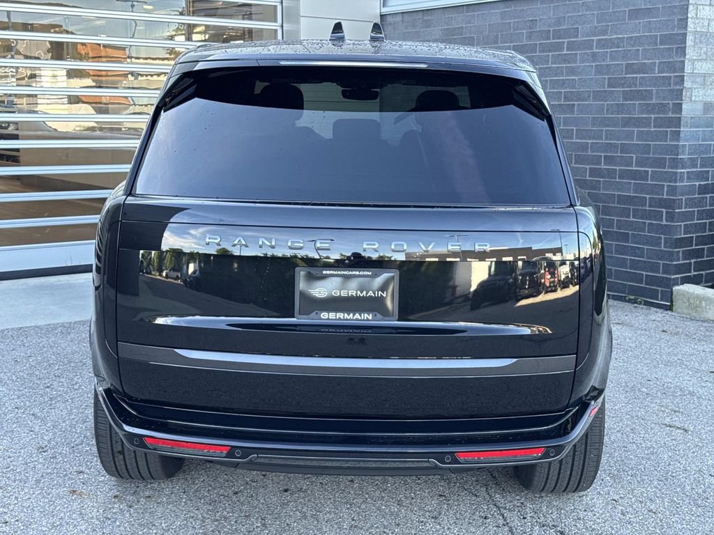 New 2026 Land Rover Range Rover Long Wheelbase SE AWD/4WD image 5