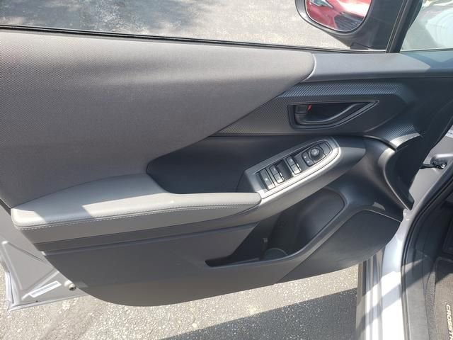 Used 2024 Subaru Crosstrek 2.0i Premium image 11