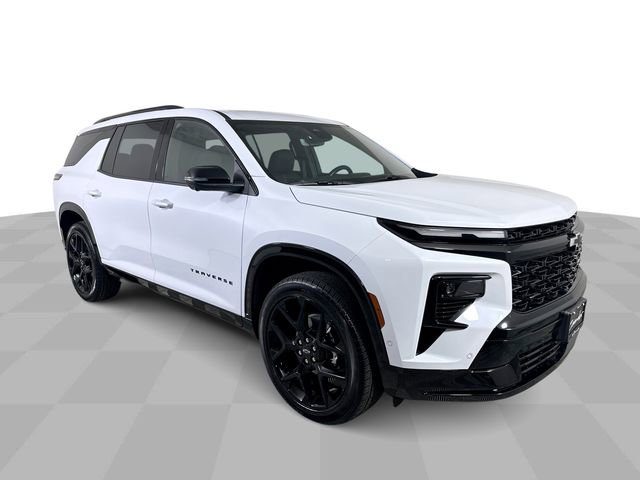 Used 2026 Chevrolet Traverse RS FWD image 2