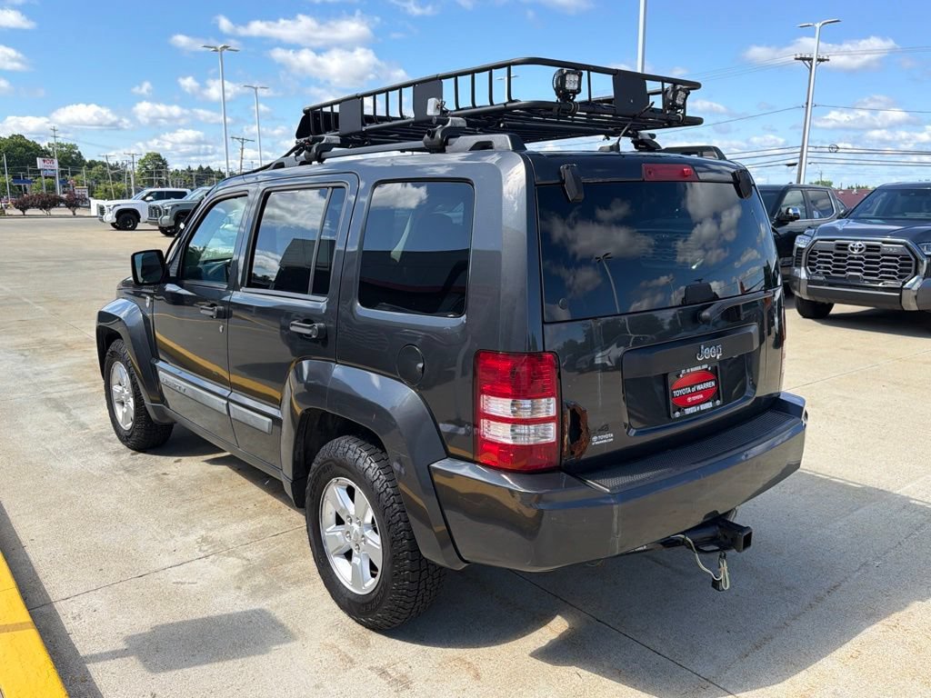 Used 2010 Jeep Liberty Sport w/ Popular Equipment Group AWD/4WD image 7