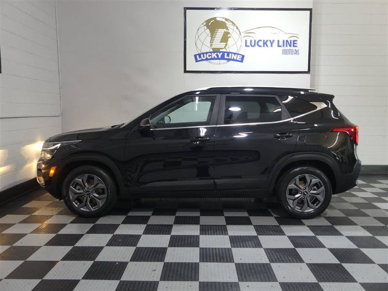 Used 2024 Kia Seltos S AWD/4WD image 7
