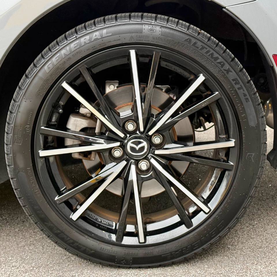 Used 2025 MAZDA MX-5 Miata RF Grand Touring RWD image 19