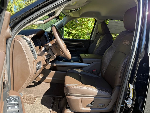 New 2026 RAM 2500 Limited AWD/4WD image 16