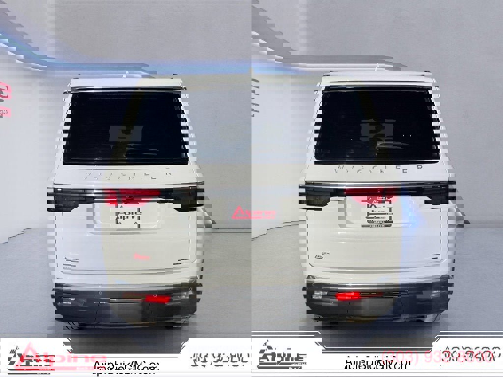 Used 2022 Jeep Wagoneer Series III w/ Convenience Group I image 4