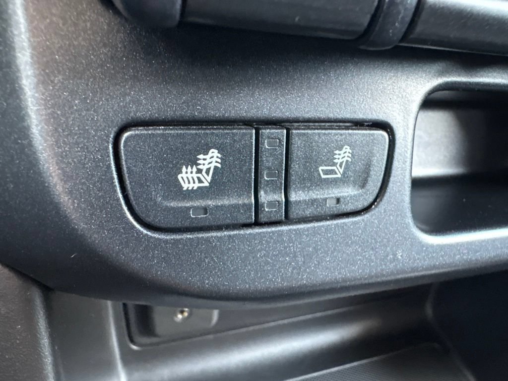 Used 2017 Chevrolet Colorado Z71 AWD/4WD image 30