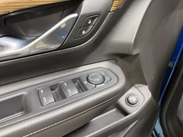 Used 2019 GMC Terrain SLE w/ Driver Convenience Package AWD/4WD image 19