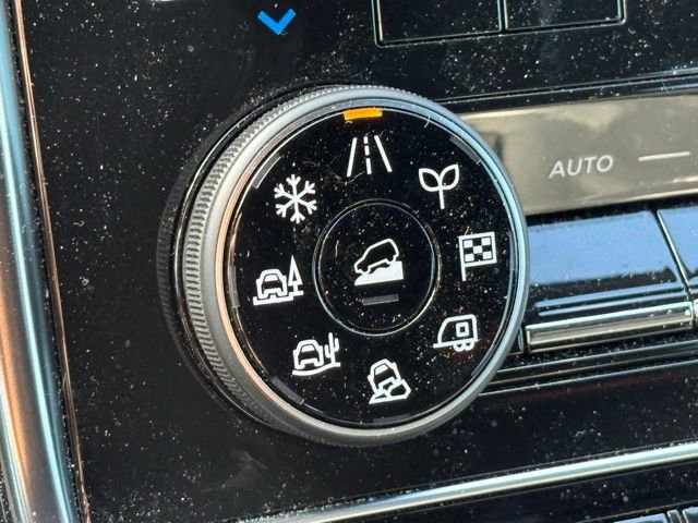 Certified 2025 Nissan Armada PRO-4X AWD/4WD image 18