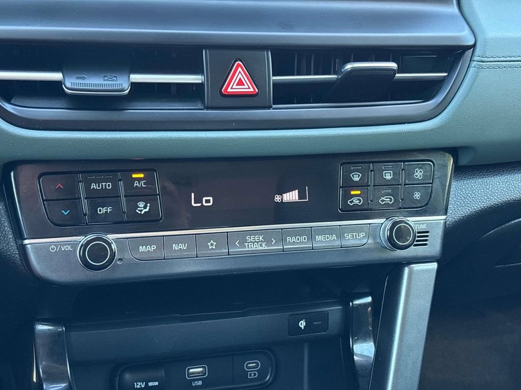 Certified 2024 Kia Seltos SX w/ SX Sunroof Package AWD/4WD image 27