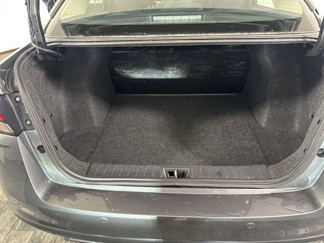 Used 2024 Nissan Versa S image 8