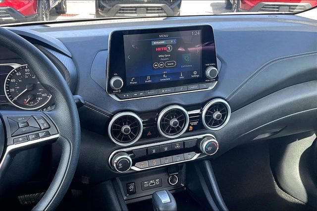 Certified 2025 Nissan Sentra SV image 9