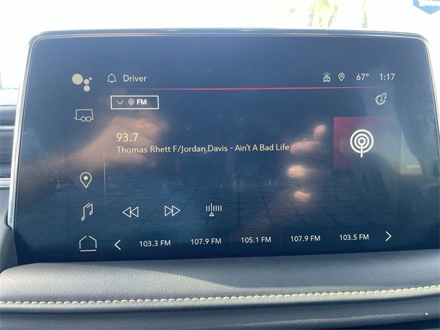 Used 2023 GMC Yukon SLT image 13