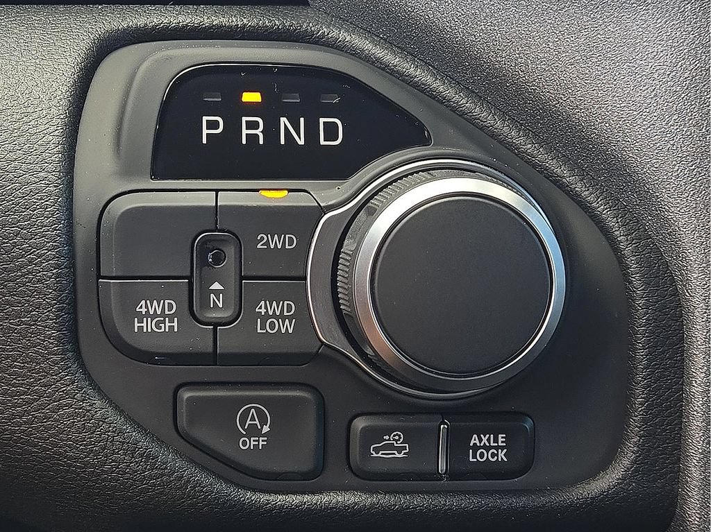New 2025 RAM 1500 Warlock AWD/4WD image 15