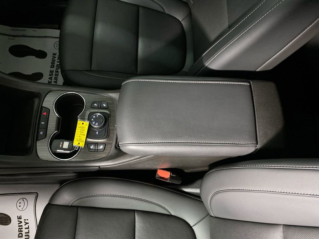 Certified 2023 GMC Acadia SLT w/ Trailering Package image 20