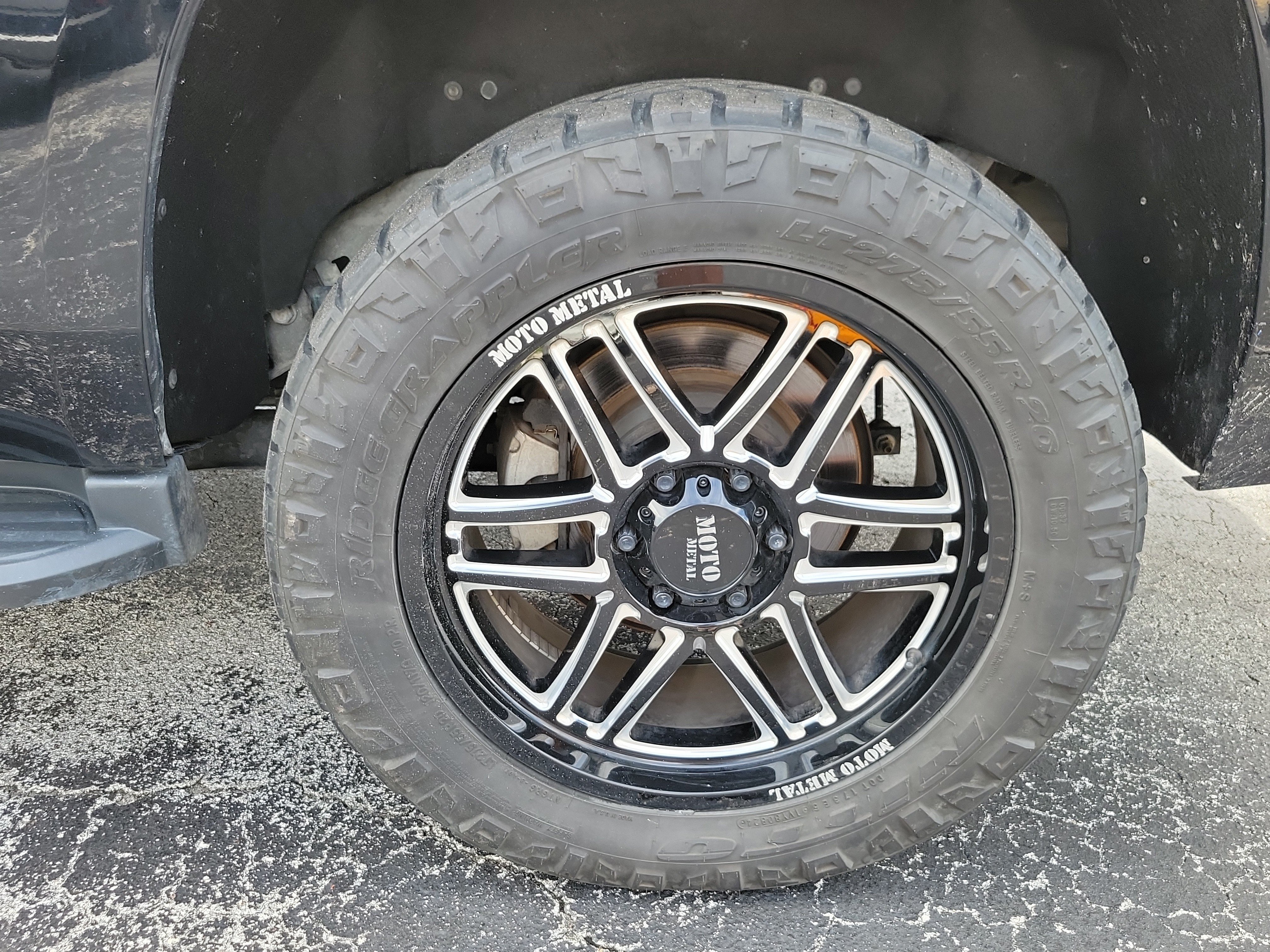 Used 2020 Chevrolet Tahoe LT RWD image 7