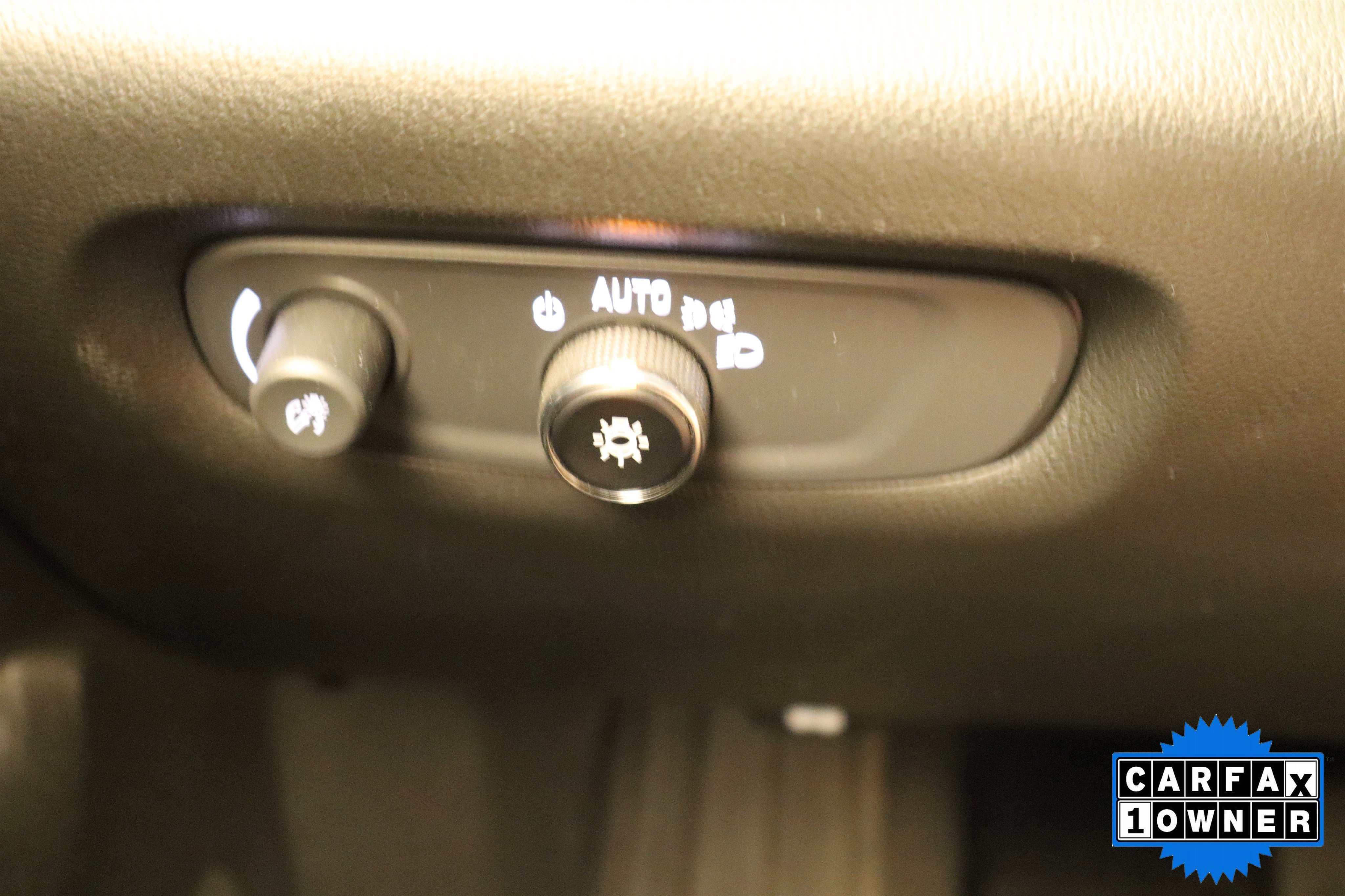 Used 2023 Chevrolet Traverse LT FWD image 34