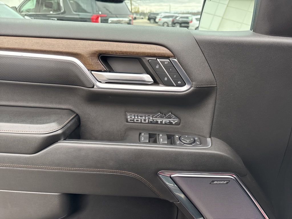 Used 2024 Chevrolet Silverado 1500 High Country image 11