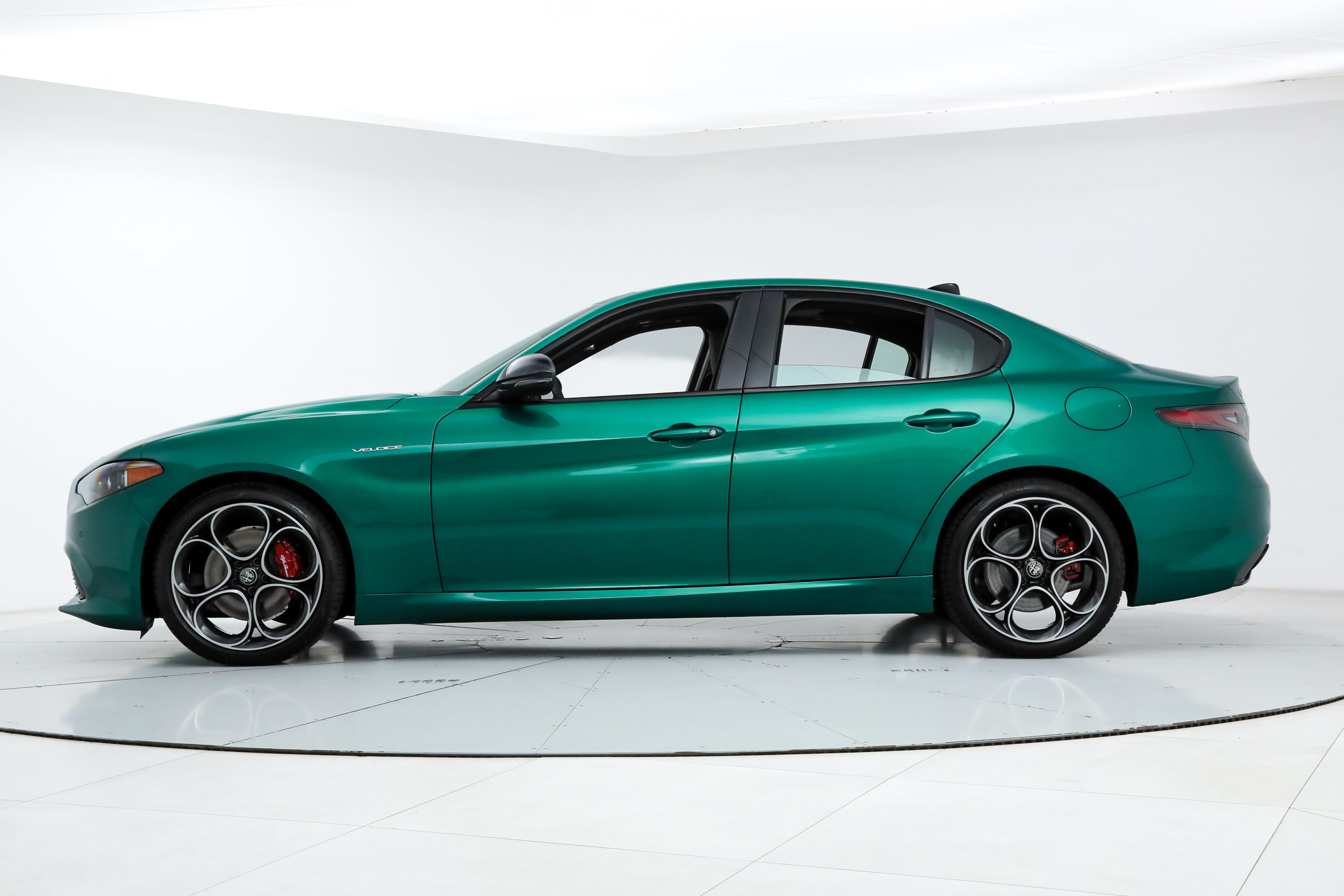 New 2026 Alfa Romeo Giulia w/ Driving Assist Package RWD image 2