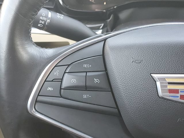 Used 2018 Cadillac XT5 FWD image 22
