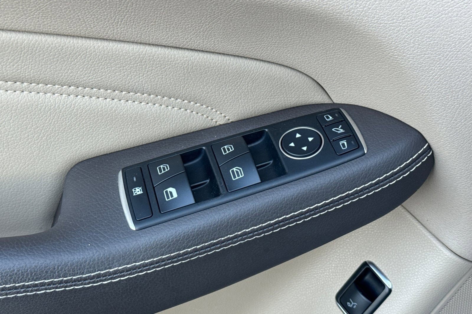 Used 2015 Mercedes-Benz ML 350 2WD image 13