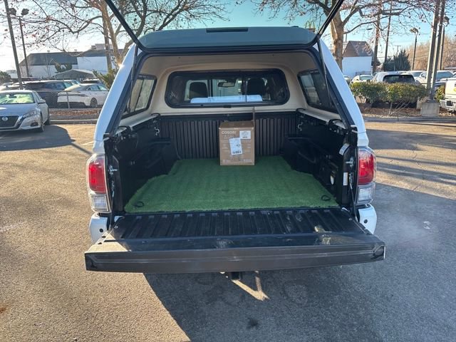 Used 2021 Toyota Tacoma TRD Off-Road w/ Technology Package image 26