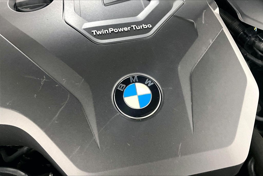 Used 2023 BMW 530i xDrive AWD/4WD image 33