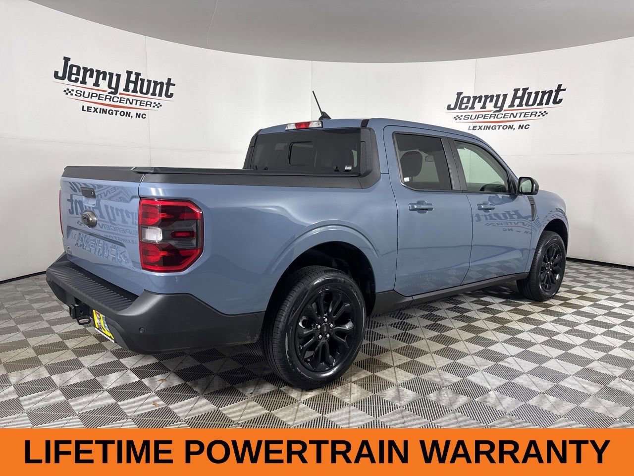 Used 2024 Ford Maverick Lariat w/ Black Appearance Package image 5