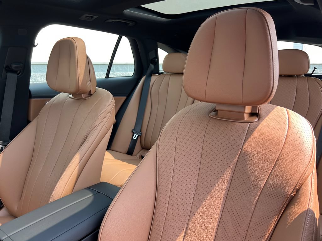 New 2026 Mercedes-Benz E 450 4MATIC All-Terrain Wagon image 15