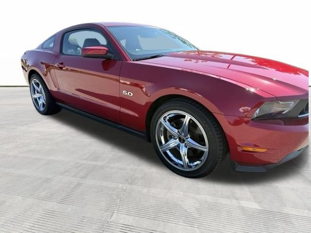 Used 2012 Ford Mustang GT Premium w/ Security Pkg RWD image 2