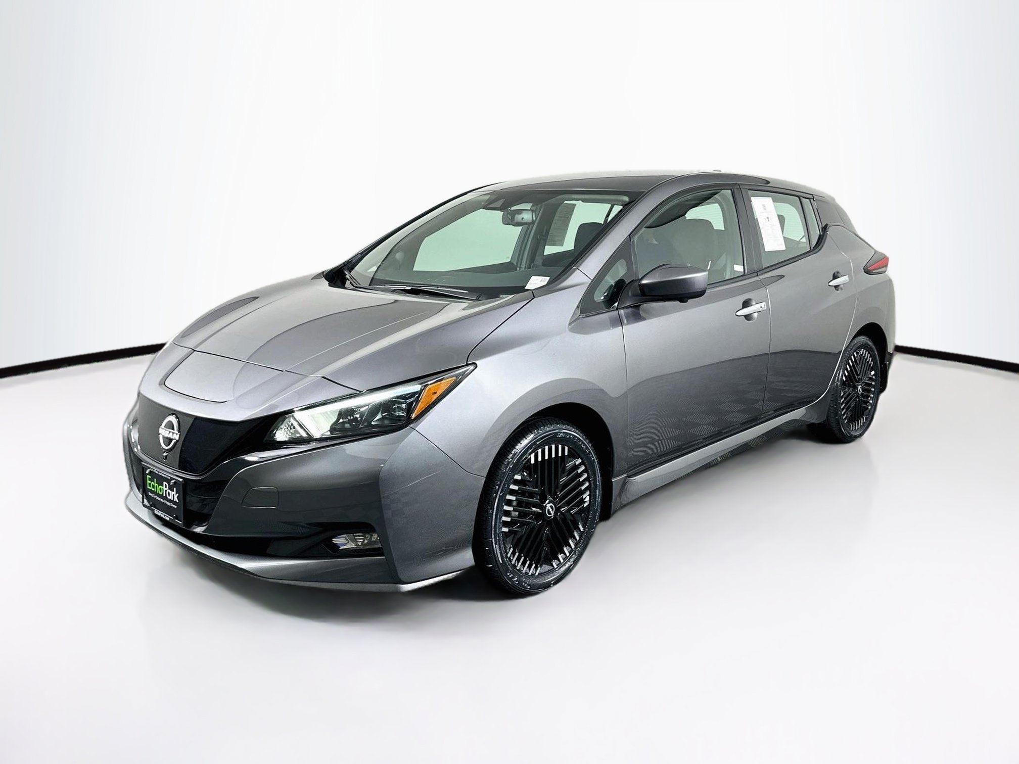 Used 2024 Nissan Leaf SV Plus FWD image 3