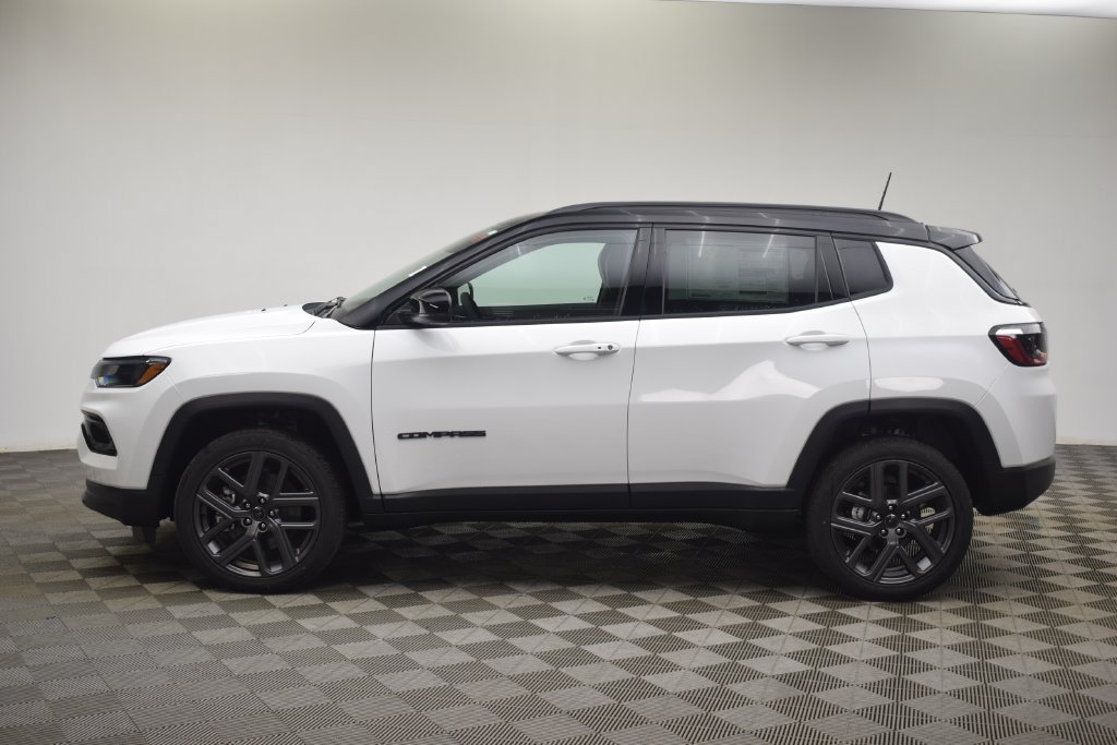 New 2026 Jeep Compass Limited AWD/4WD image 12